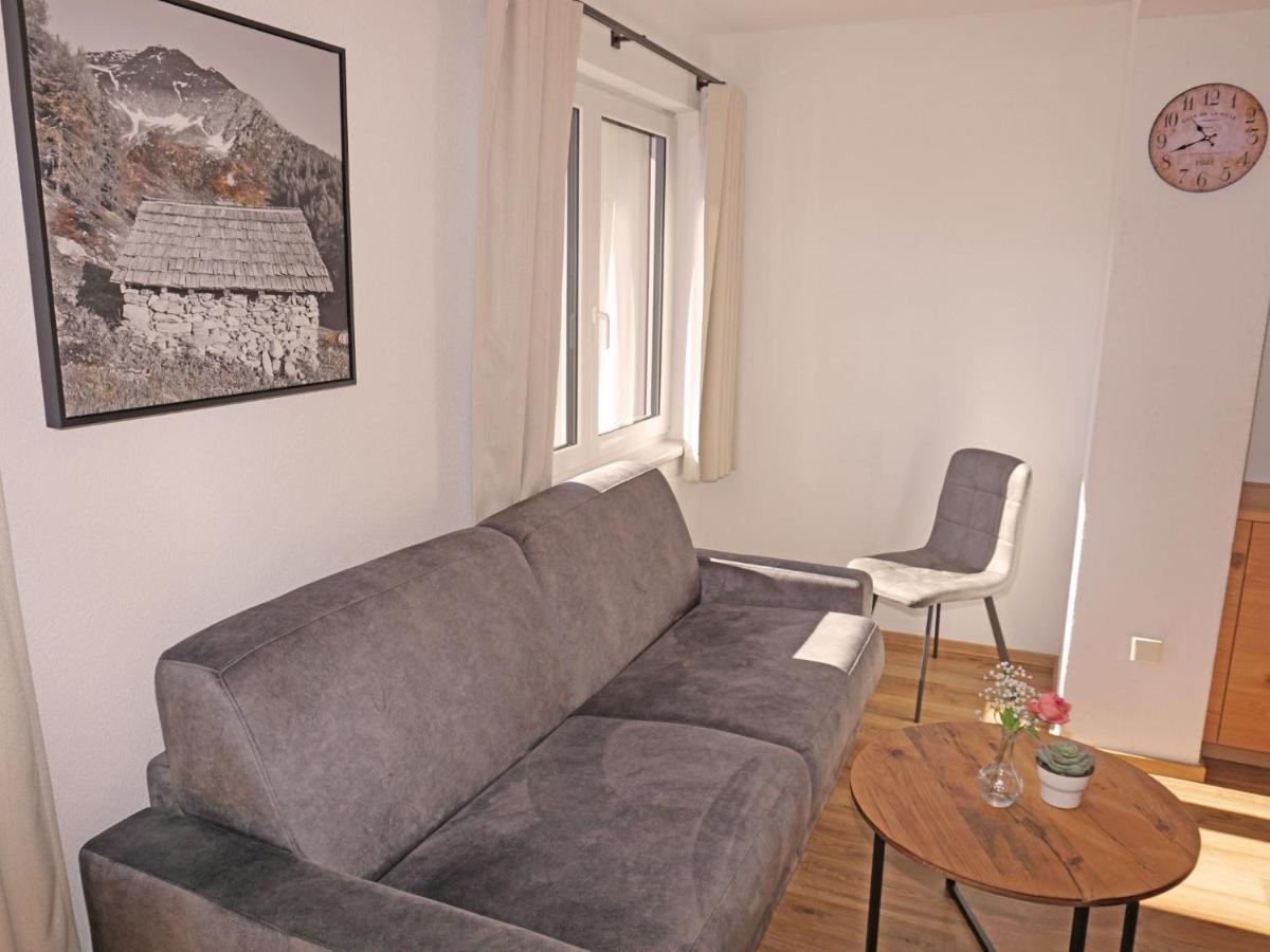 Apartment Ladis-10 By Interhome Ladis