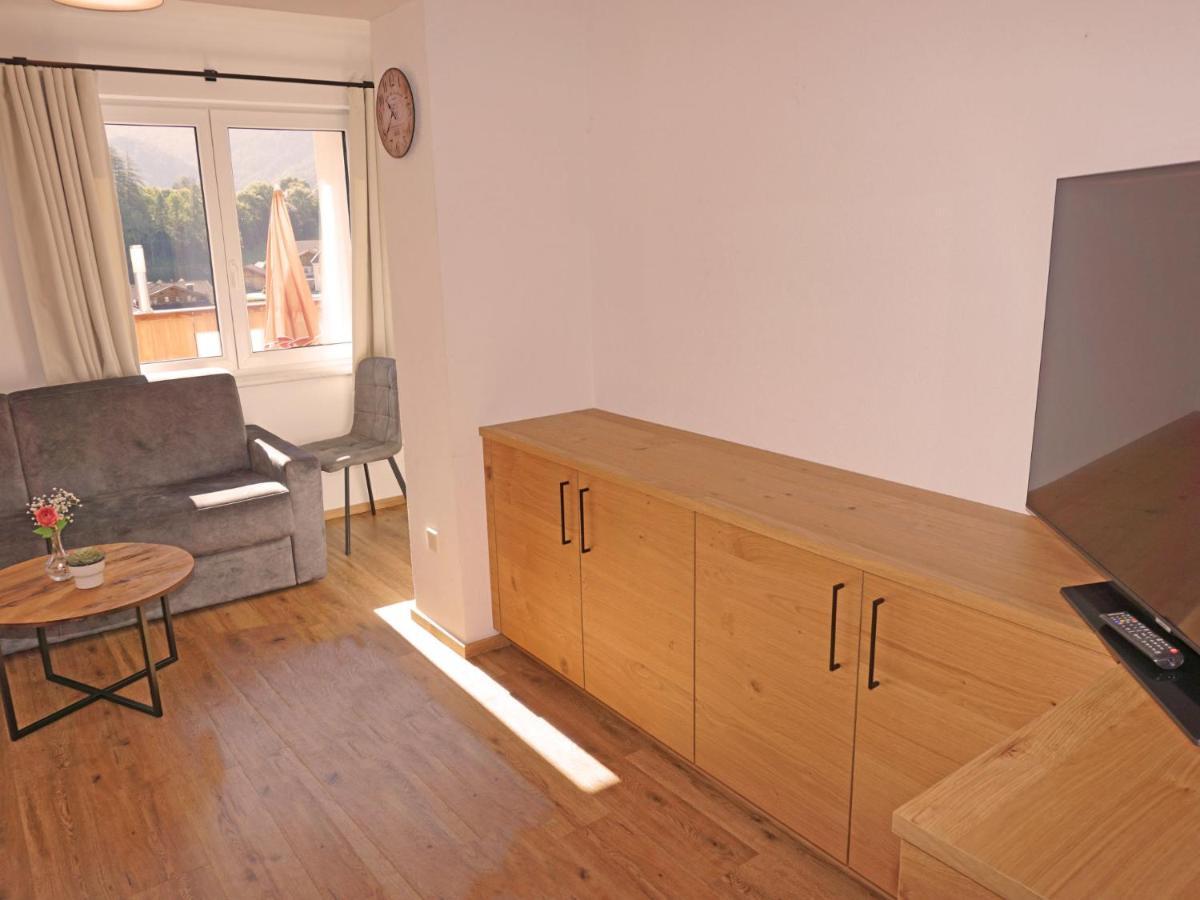 Ladis-10 By Interhome Ladis