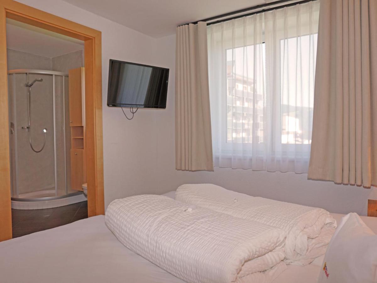 Ladis-10 By Interhome Apartment